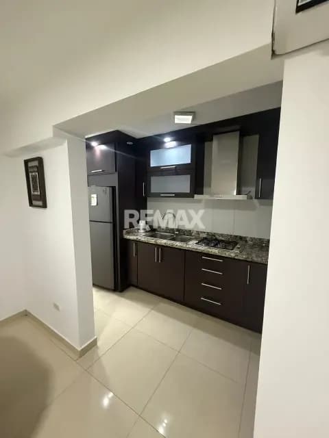 APARTAMENTO EN ALQUILER