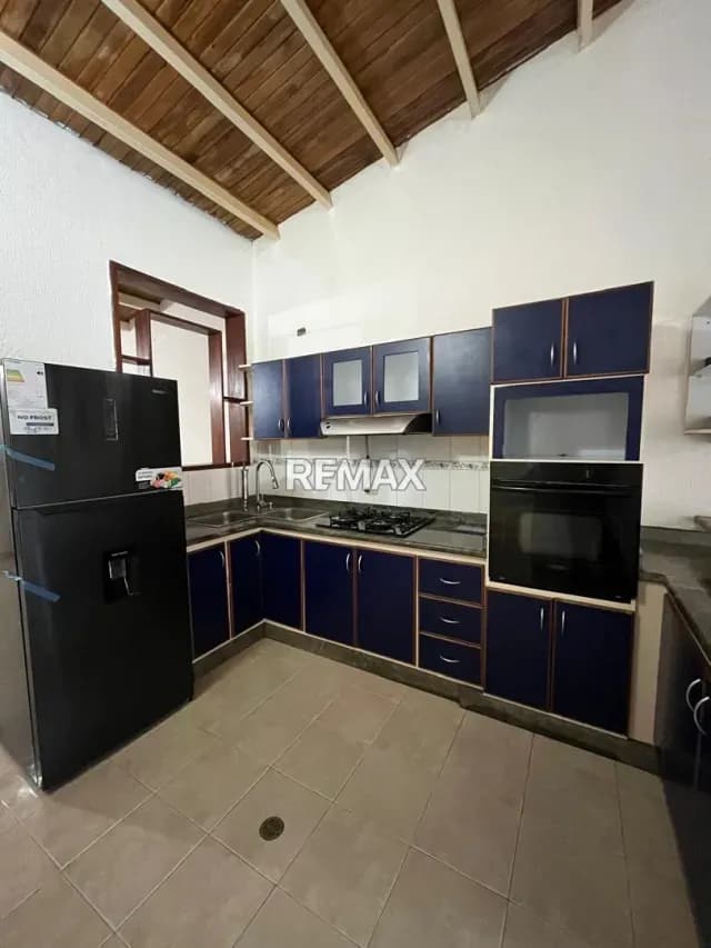 Hermosa y amplia casa en alquiler zona de llano alto