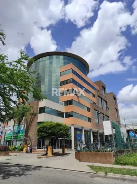 Oficina en Alquiler, Trigaleña Plaza