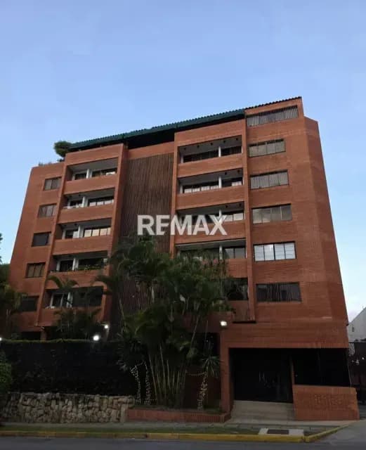 Alquiler de Apartamento en Los Samanes. Caracas.