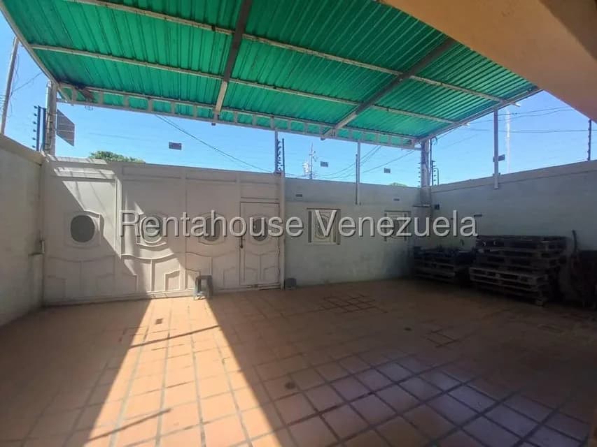 Comercial (Local Comercial) en Venta en Amparo, Zulia