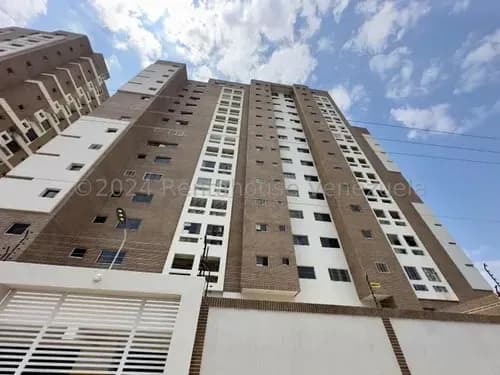 Se Vende Apartamento Resd. San Gabriel Terminado Base Aragua 24-24378 Mmarin