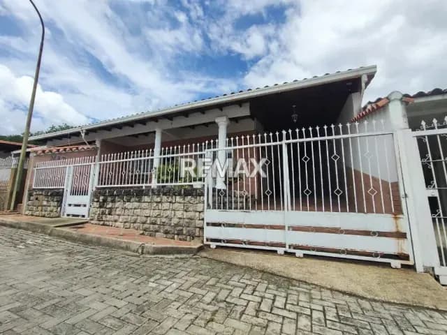 Casa en Venta Urb. Paso Real Charallave