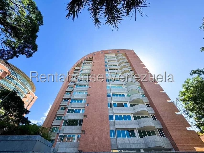 Apartamento (Multiples Niveles) en Venta en El Rosal, Distrito Metropolitano