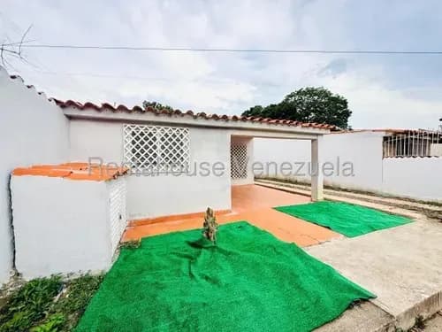 Lcda. Milagros Carrasquel Casa Venta Cabudare Lara El Recreo Economica Residencial Economico Código Inmobiliaria Rent-a-house 26-18198
