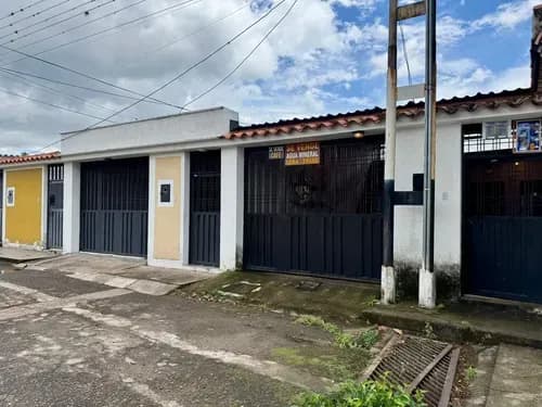 Casa En Venta Urb Andrés Bello Apdc Ppal, Sector El Calvario Cordero Mg671