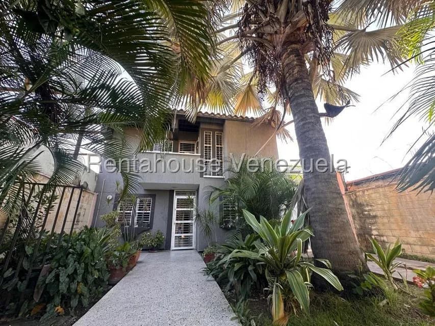 Casa (Duplex) en Venta en Zona Oeste, Lara