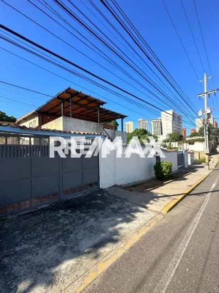 Casa Comercial o Residencial en Cecilio Acosta
