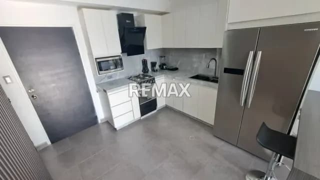 APARTAMENTO EN ALQUILER TOTALMENTE AMOBLADO EN LA TRIGALEÑA ALTA RESIDENCIA