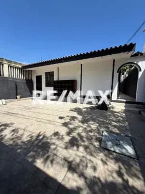 Casa Comercial en Venta