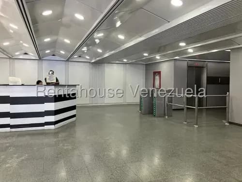 Funcional Oficina / Amplia / Alquiler Mls 26-11660 Los Ruices