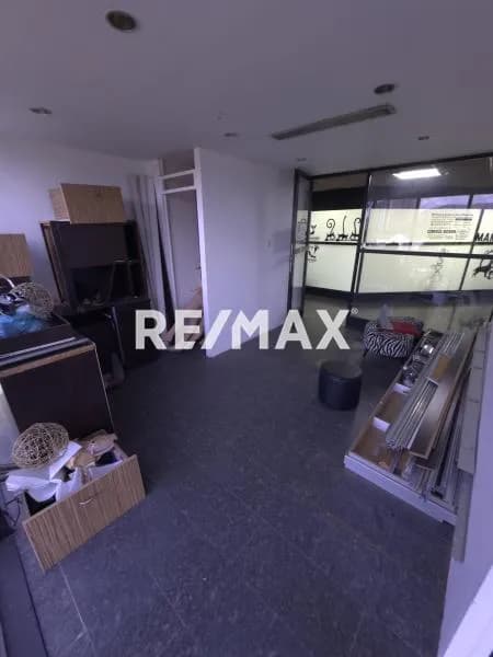Alquiler de Local Comercial _ C.C. Macaracuay Plaza (C2 9B)