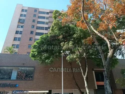 Inmueble Jóven Y Céntrico En Venta La Candelaria 25-19844