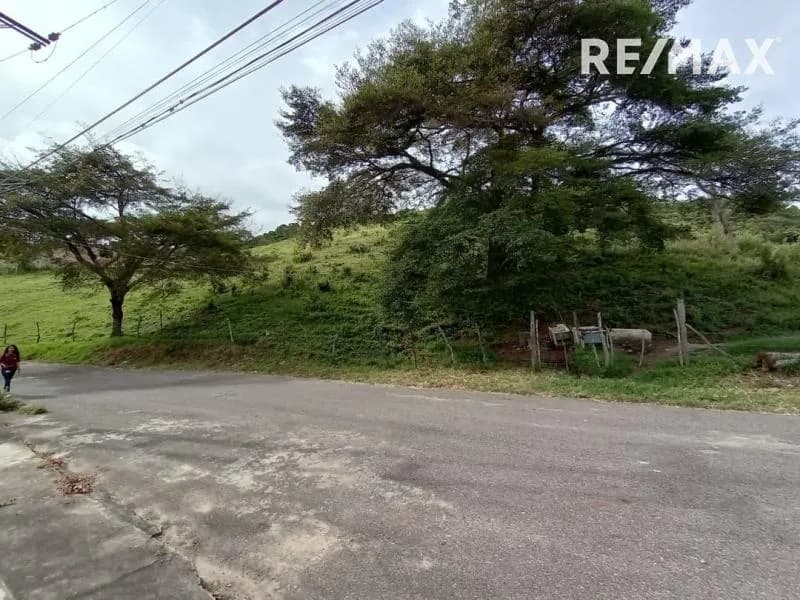 LOTE DE TERRENO EN VENTA