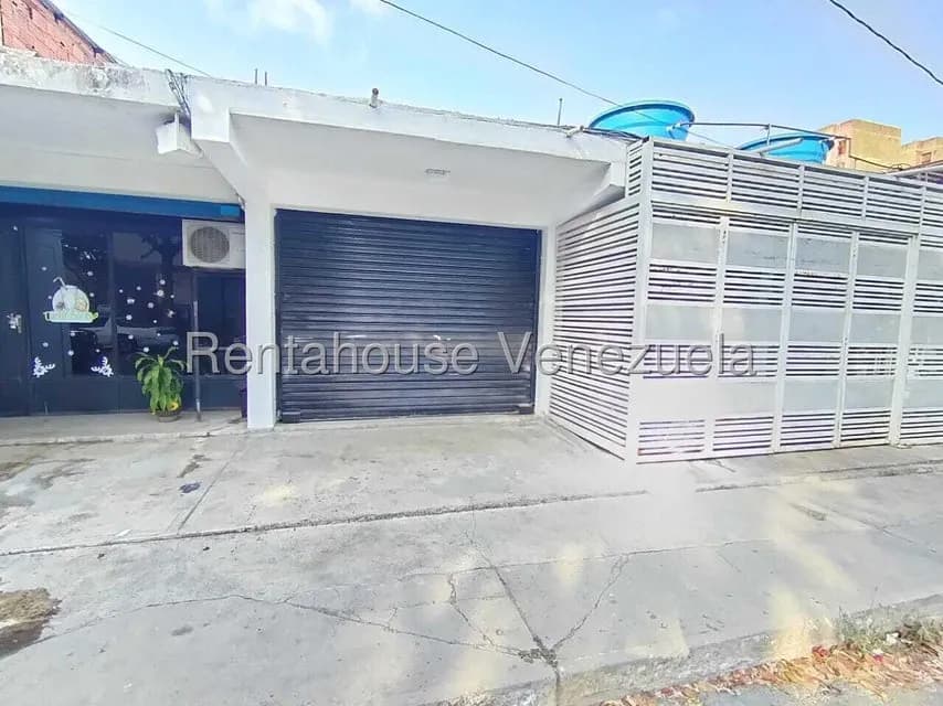 Comercial (Local Comercial) en Alquiler en Centro, Lara