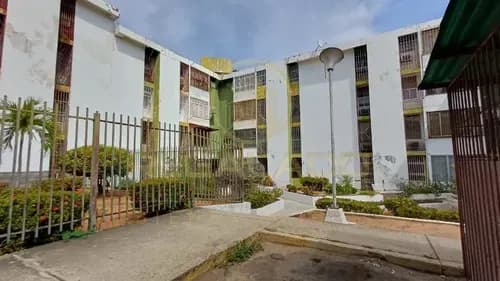 Eaa-753 Zona Oeste Apartamento El Varillal