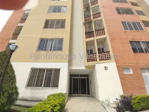Rosa Espinoza Vende Apartamento El Rincón Naguanagua 26-8011 Jun15