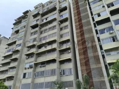 Apartamento en alquiler, La Bonita. Conj. Res. La Bonita, Torre C