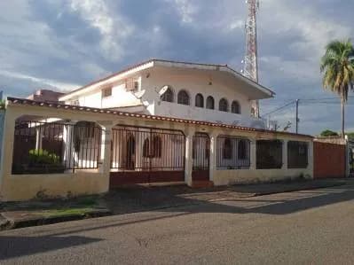 Quinta de dos plantas