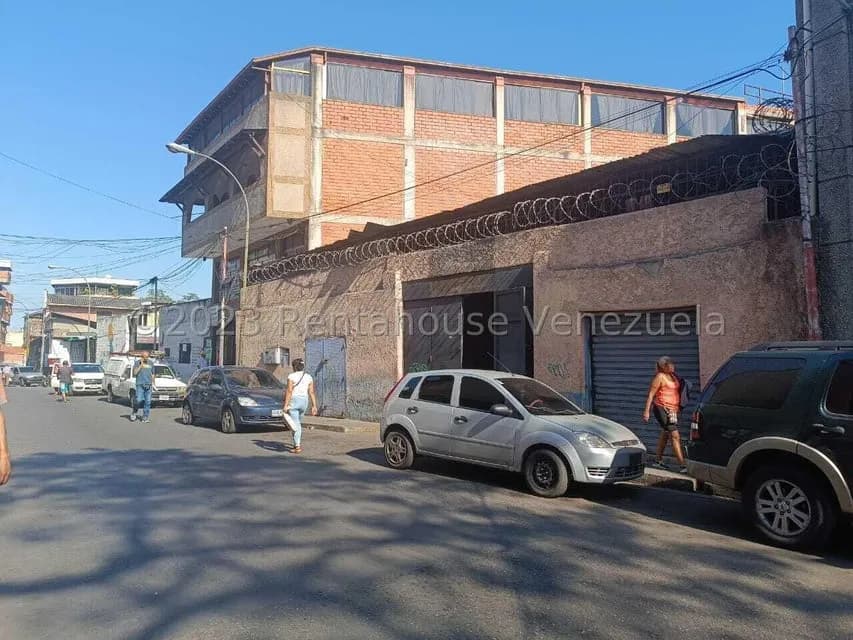 Terreno (Comercial) en Venta en La Llanada, Miranda