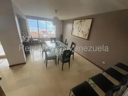Casa En Venta Urb. Los Naranjos Del Cafetal, Caracas Yf 25-6469