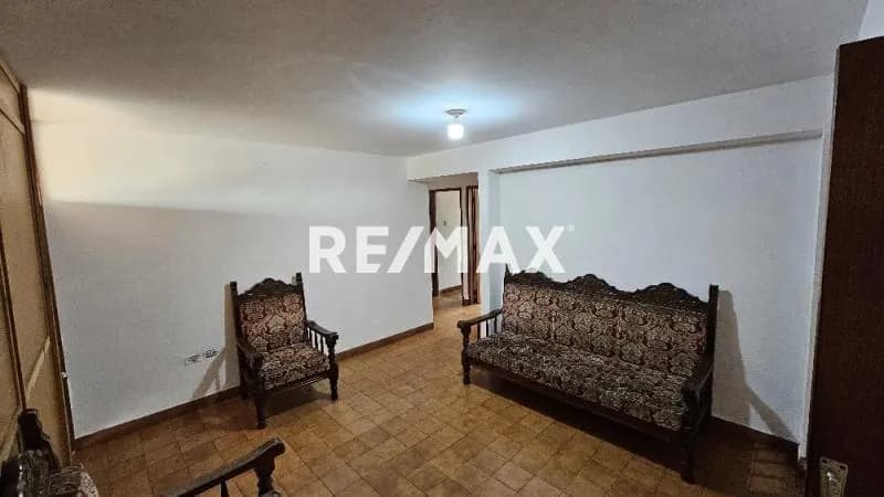 ALQUILER APARTAMENTO TIPO COMERCIAL