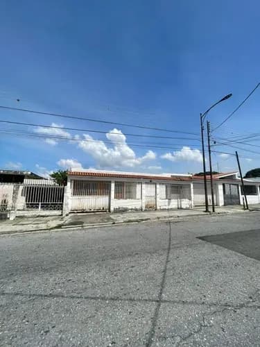 Fp Vende Casa A Refomar Santa Cecilia- Agua Blanca Valencia Oportunidad Solo Clientes Directos