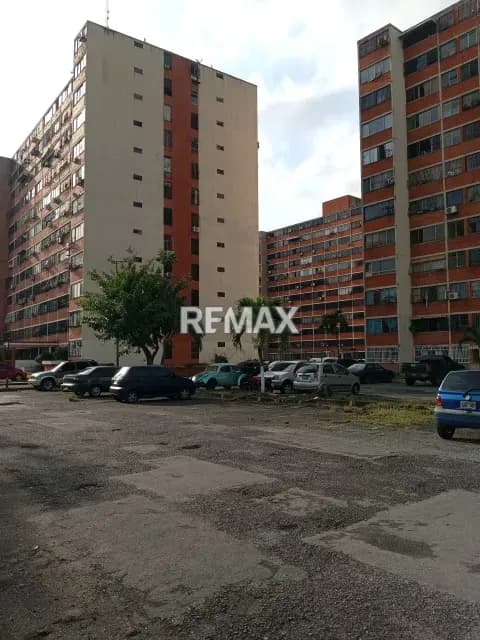 En Venta Apartamento Res. Camino Real Naguanagua