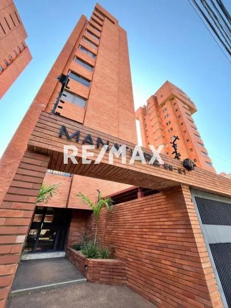 Apartamento en Alquiler edificio manatiare