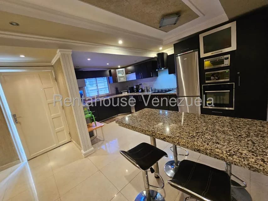 Casa (Multipes Niveles) en Venta en Sector Los Perozos, Falcon