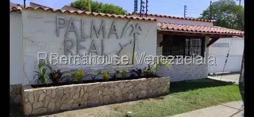 Townhouse En Venta - Higuerote - Scarlet Contreras - Mls 26-7864
