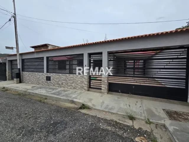 Casa En Venta Urb El Morro II San Diego