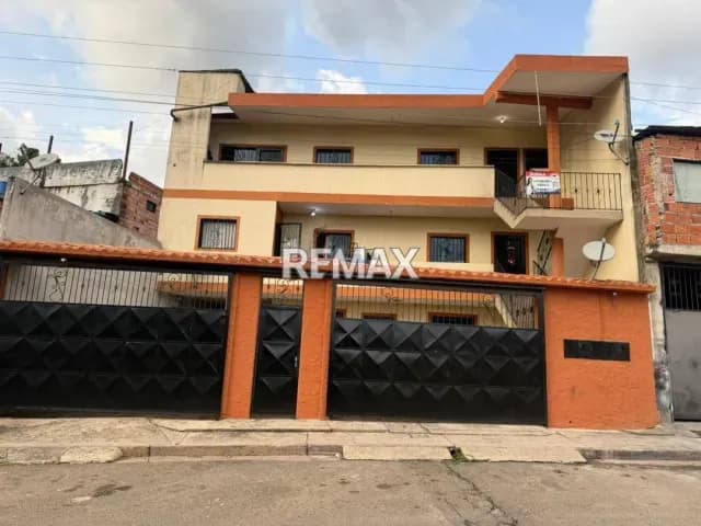 Apartamento. Alquiler. Altos de Paramillo
