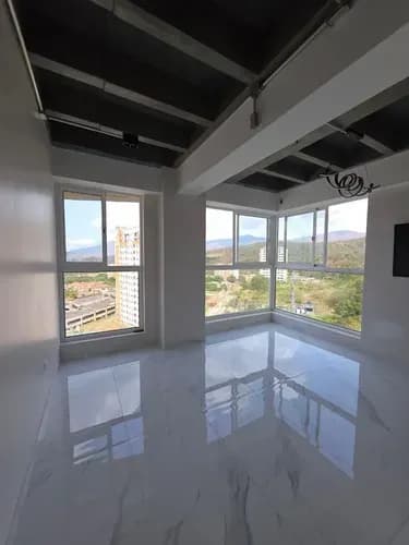 Venta De Moderno Apartamento: Residencias Iceberg Mañongo Km-rmu