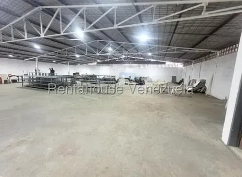 Galpón / Local Industrial Comercial En Alquiler Boleita Norte 26-8309 Mr.