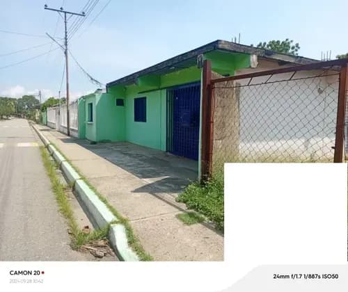 Global Vende De Local Y Terreno San Felipe, Edo. Yaracuy. Municipio Bolívar, Sector Los Ureros.