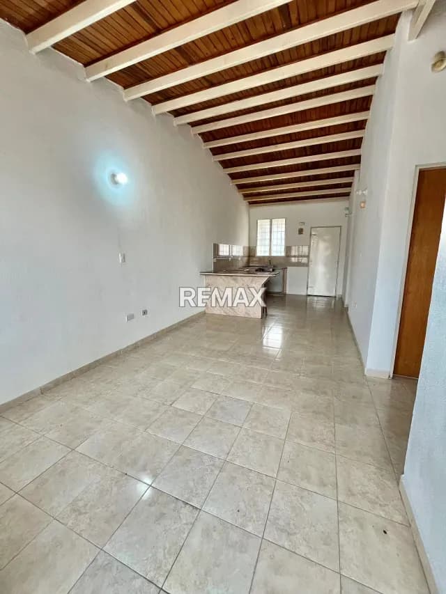 Disponible para la venta casa Urb llano alto zona de Araure