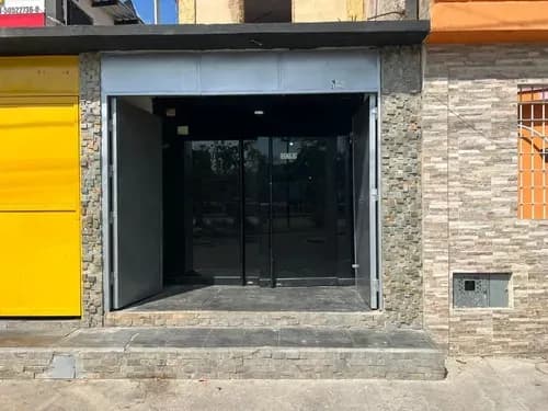 Ad, Alquile De Local Comercial Av. Don Julio Centeno A Media Cuadra De La Panadería Trigus