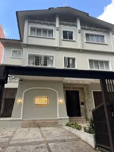 Apto/venta/elrosal/153mts2/3h/3b/t/1p Ref. 187,000.007/ Cliente Directo/mt