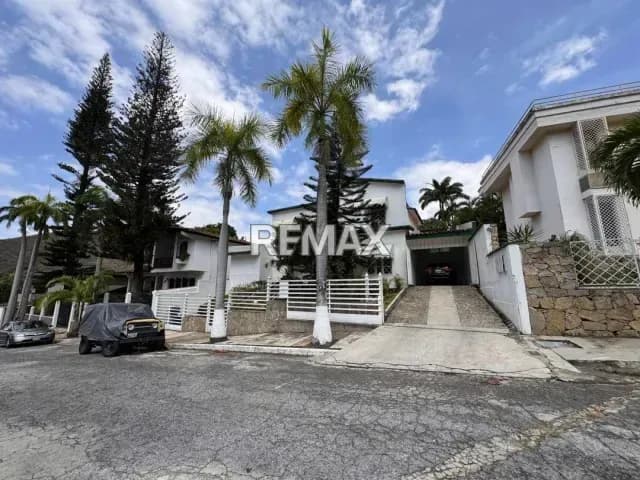 Casa en alquiler - $2k