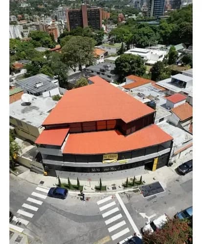 Casa En Venta 1588m², San Román