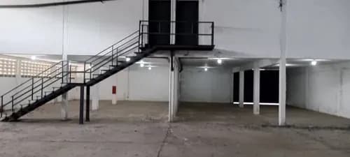 Local Comercial/galpon En Alquiler, (sandra Nino) Guacara Detras De Paveca