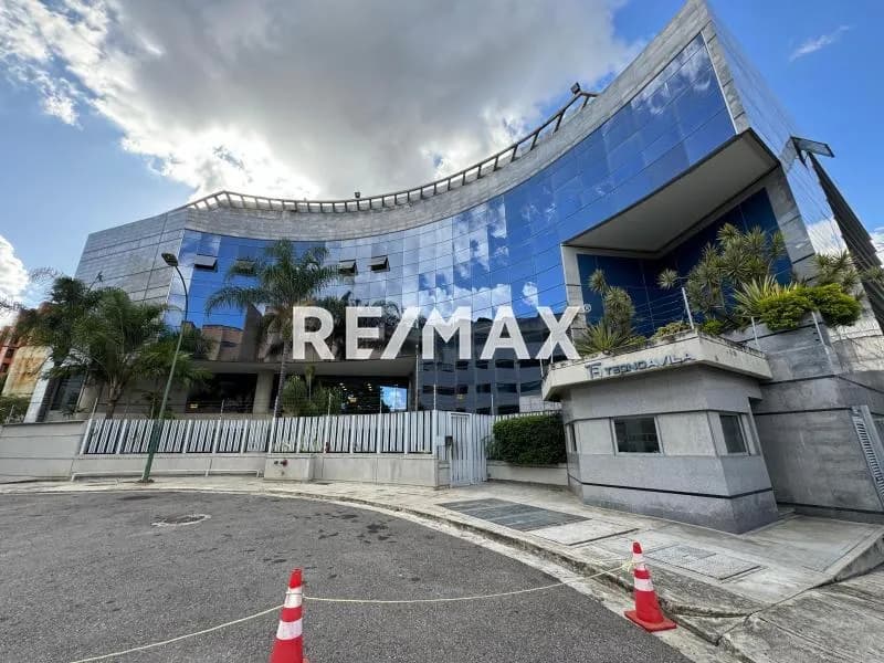 Oficinas a estrenar en Boleíta Norte 500 m2