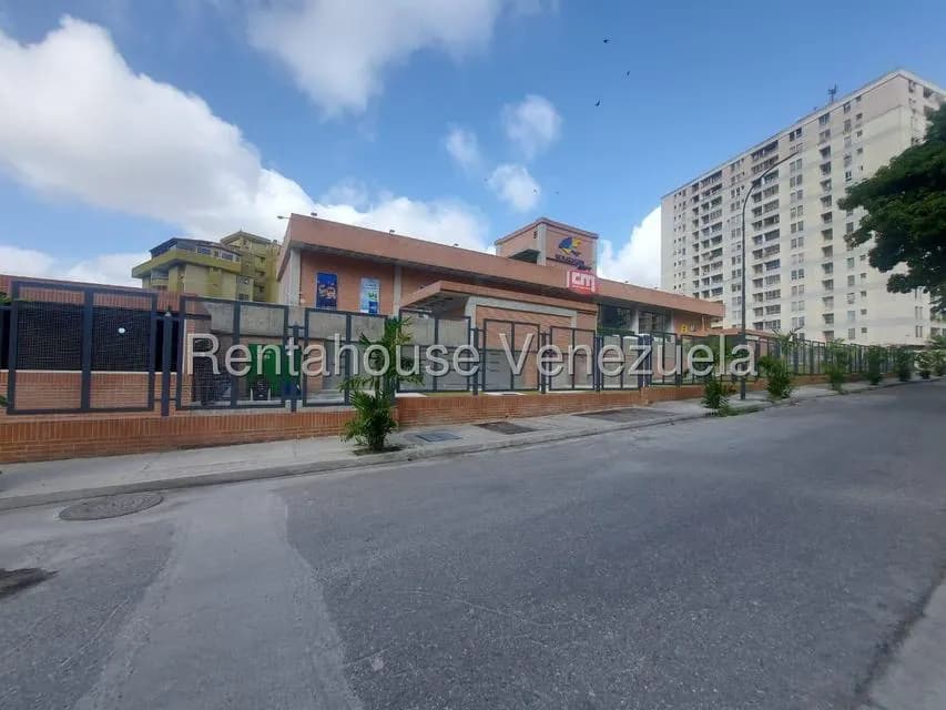 Comercial (Local Comercial) en Venta en Lomas del Avila, Distrito Metropolitano