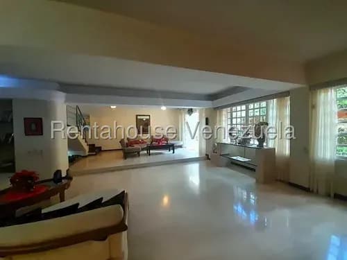 Sq. Apartamento En Venta Las Esmeraldas D26-14063s