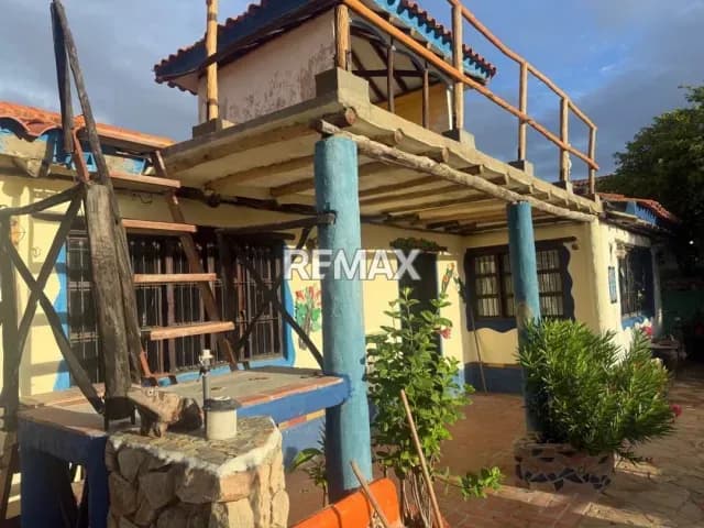 Se vende casa en conjunto residencial country club guayacan. Cumaná estado sucre.
