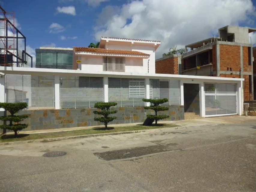 Casa (Duplex) en Venta en El Pedregal, Lara