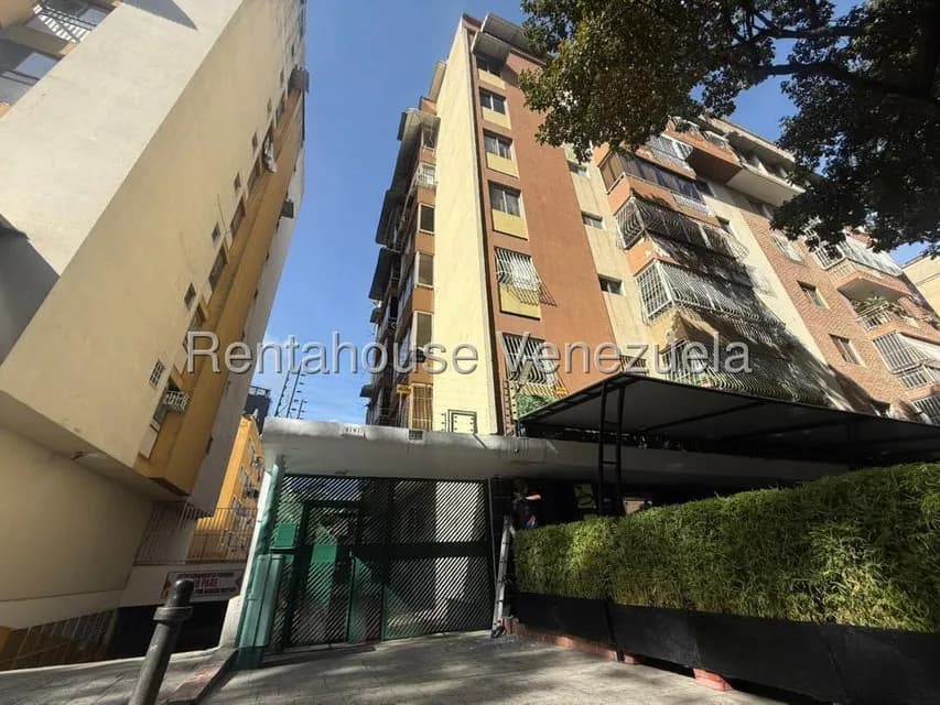 Apartamento (1 Nivel) en Alquiler en Bello Monte, Distrito Metropolitano