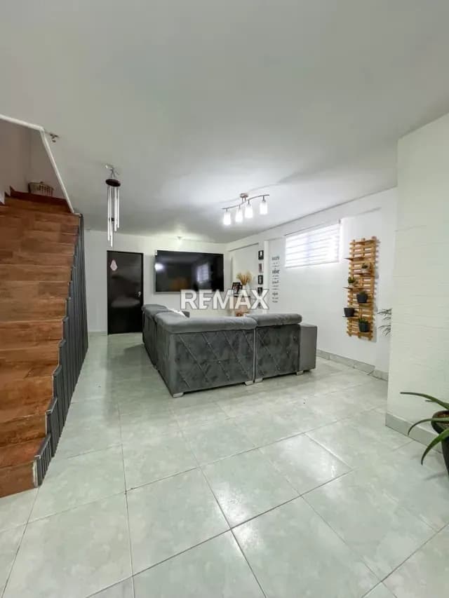 Se vende Casa doble propósito Ubicada en el casco central de Cordero Avenida Bolivar
