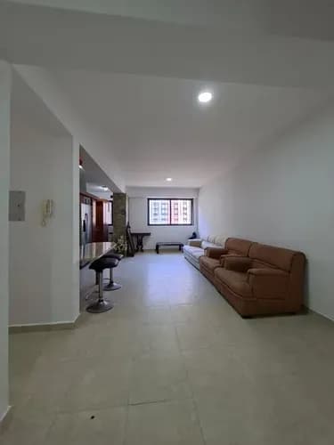 Ad. Apartamento En Venta La Trigaleña Res. Bahía Platinum